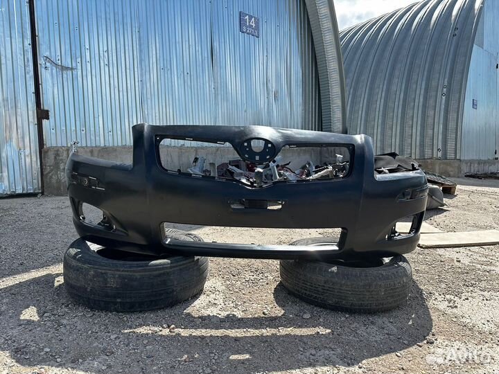 Бампер передний Toyota Avensis T250 рестайлинг