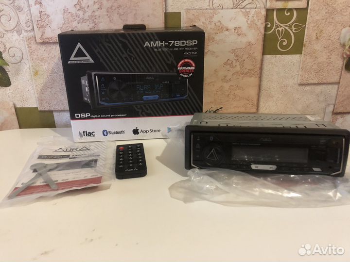 Магнитола aura