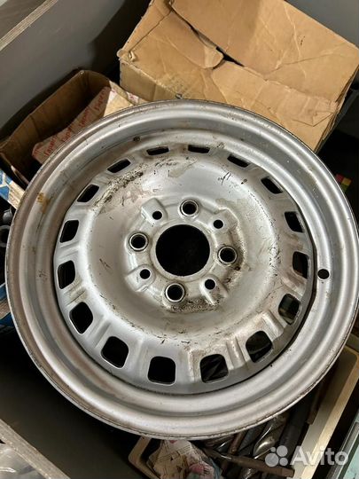 Диск стальной r13