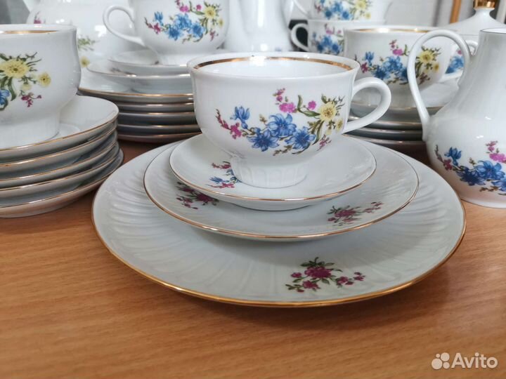 Чайно-кофейный сервиз Henneberg Porzellan 1777