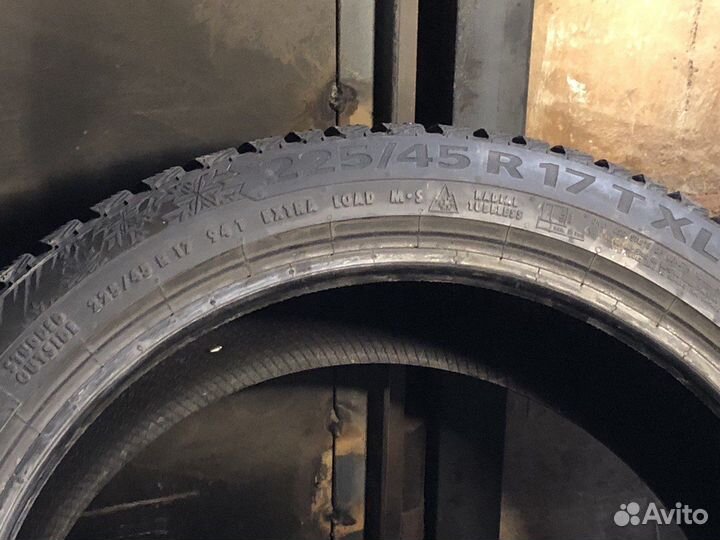 Continental ContiIceContact 225/45 R17 94T