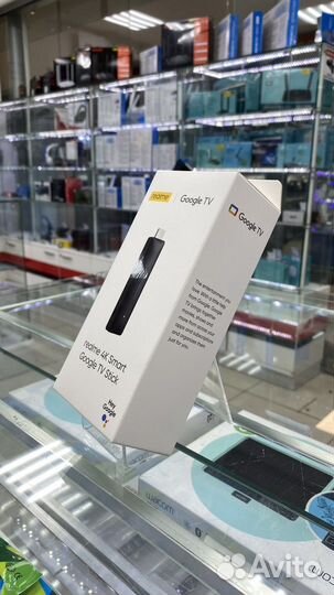 Smart tv приставка Realme 4K Smart Google TV Stick