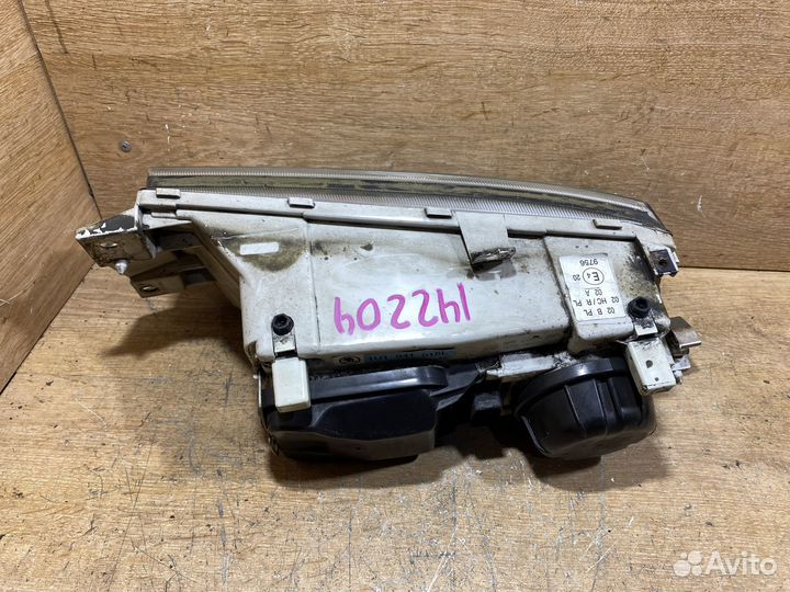 Фара правая Skoda Octavia Tour рест 142204