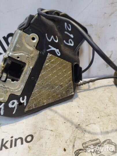 Замок двери задний правый Mercedes-Benz Cls-Class