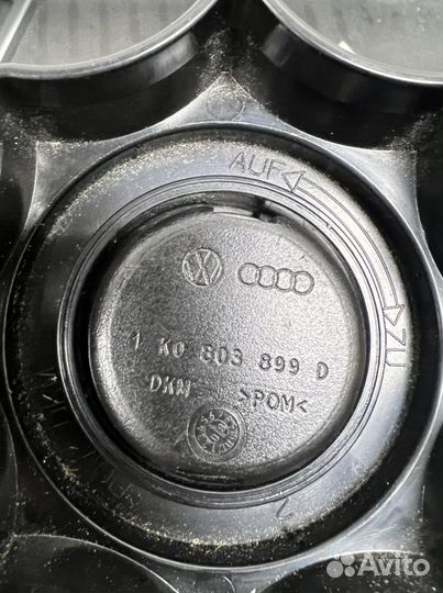 Крепление запасного колеса VAG