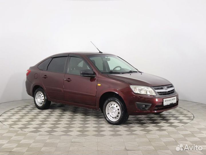 LADA Granta 1.6 МТ, 2017, 157 168 км