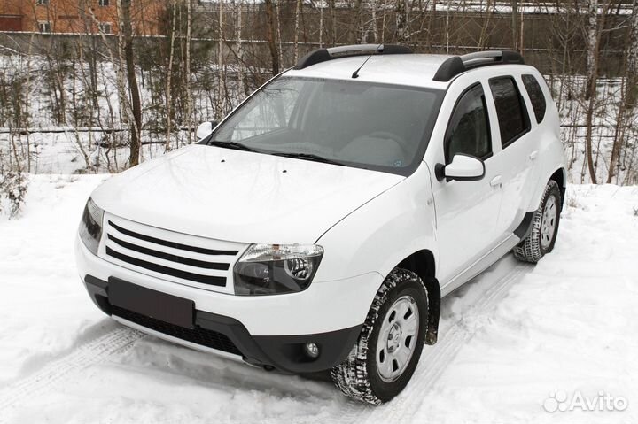Решетка радиатора Renault Duster (10-21) RA