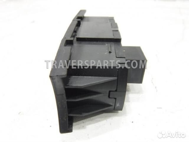 Кнопка Фольксваген Touareg 1 7L