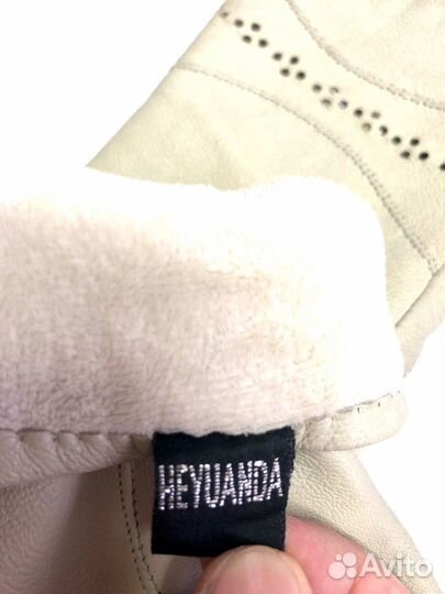 Перчатки женские бежевые