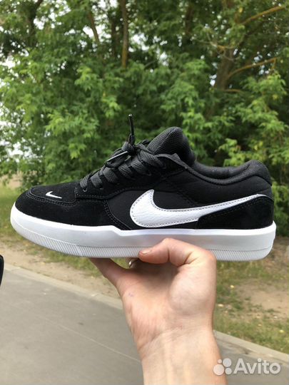 Кроссовки nike