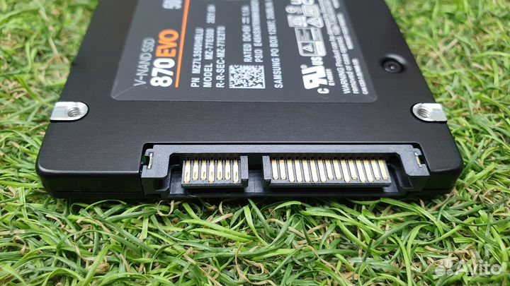 Samsung 870 EVO MZ-77E500B/EU 500гб