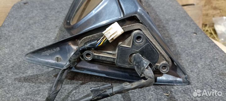 Зеркало заднего вида правое на Toyota Crown jzs141