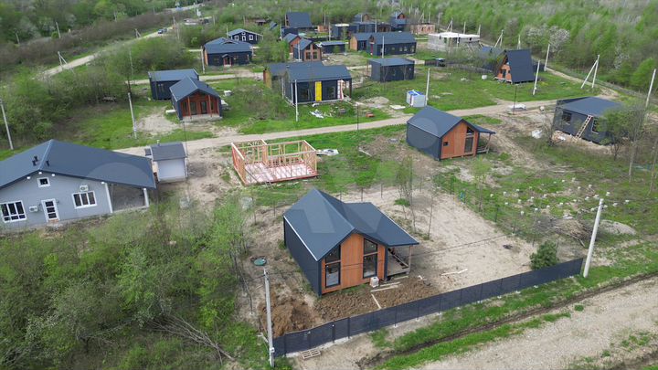 Дом 76 м² на участке 5 сот.