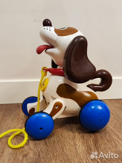 Интерактивная игрушка-каталка щенок Tomy