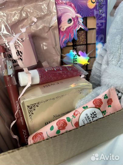 Подарочный бокс для девушки