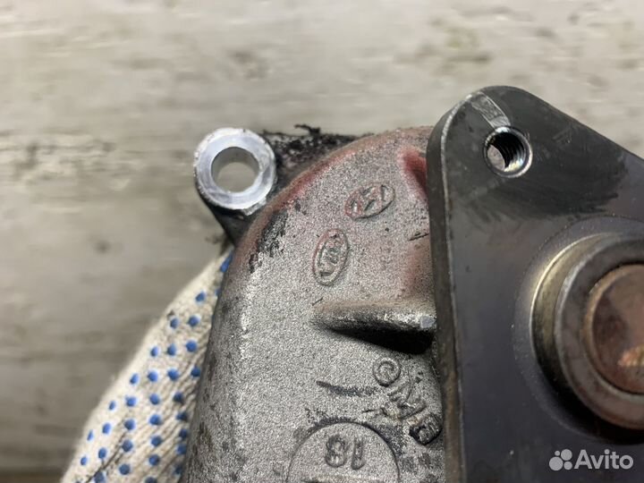 Водяной насос / помпа Hyundai 1.7 D4FD