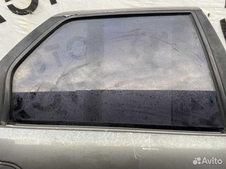 Стекло двери задней право renault Scenic I