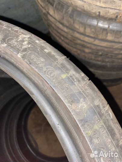 Michelin Pilot Super Sport 245/35 R20 и 275/30 R20 97Y