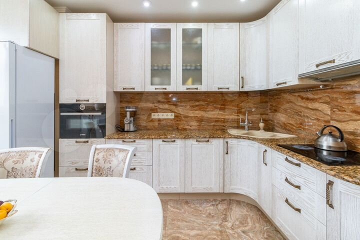 3-к. квартира, 79,1 м², 9/19 эт.