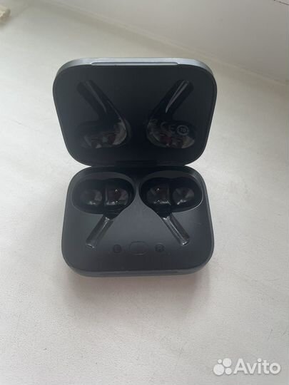 Кейс от Беспроводных наушников