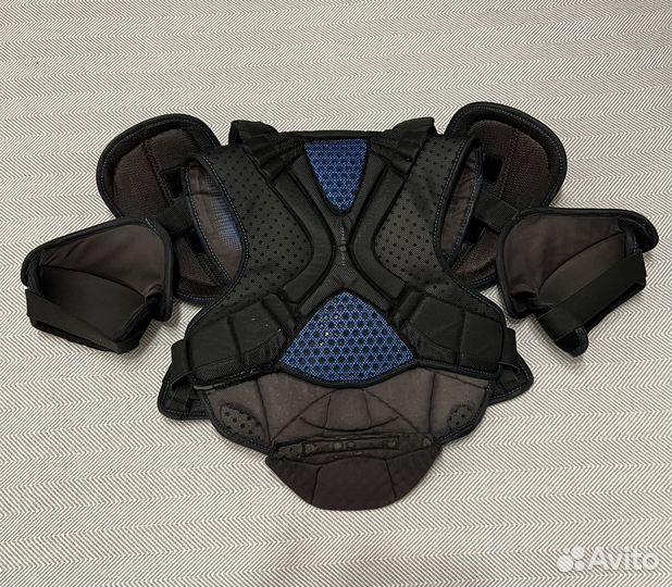 Нагрудник хоккейный Bauer Supreme One95 SR M