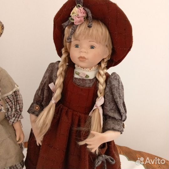 Кукла фарфоровая коллекционная 50 см