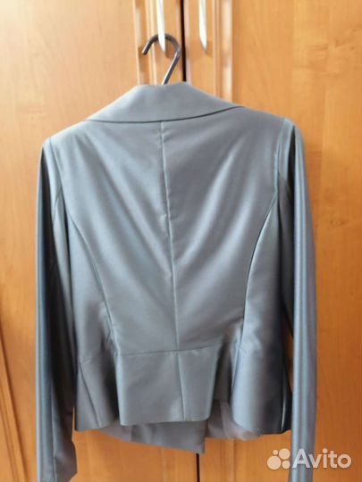 Костюм женский 46