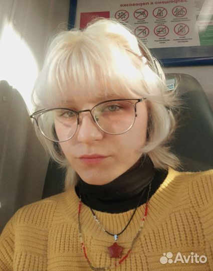 Администратор в тату салон, художник преподаватель