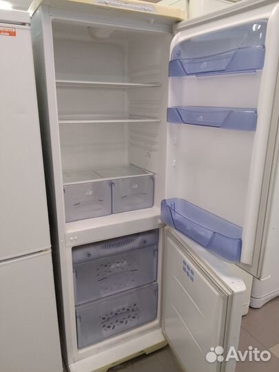 Холодильник бу Бирюса No Frost на гарантии