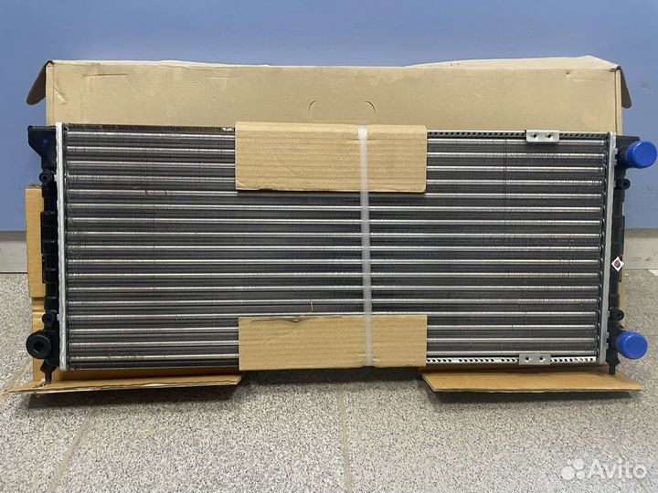 Радиатор охлаждения volkswagen passat b3 vw2066