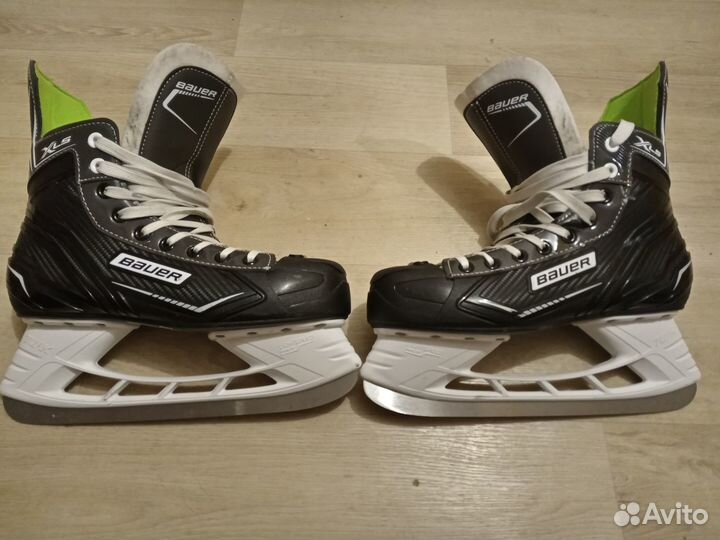 Хоккейные коньки bauer
