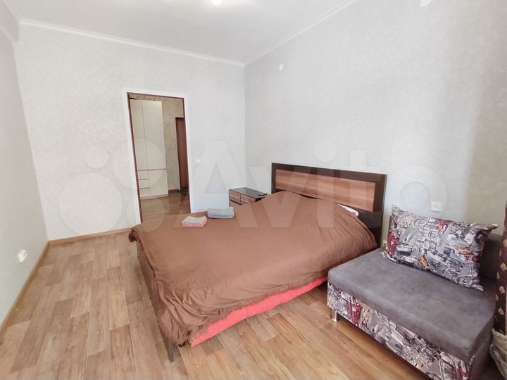 2-к. квартира, 56 м², 2/19 эт.