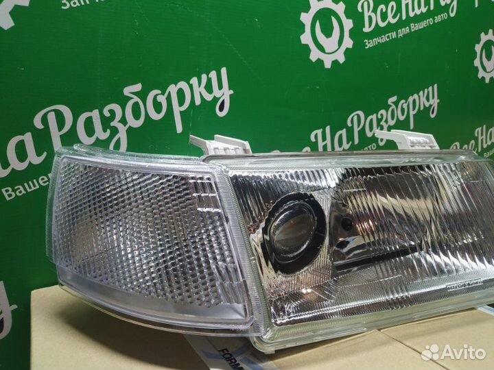Фара передняя правая LADA (Ваз) 2110