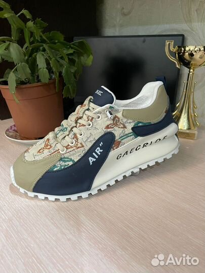 Кроссовки мужские BLS - ekes