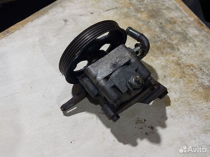 Насос гур Mazda 323 BH