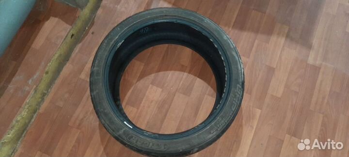 R18 Tigar UHP Ultra High Performance 235/40, PCD 5x112 DIA 57.1