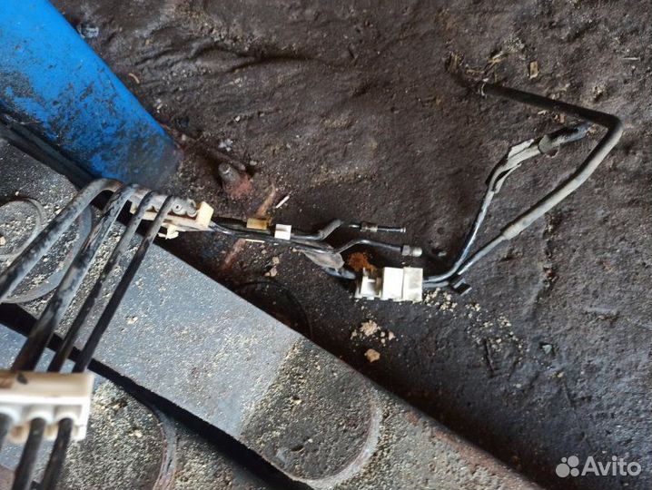 Трубка тормозная Mazda 3 Bl BL Z6 1.6 2011