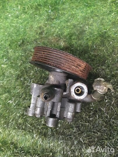 Toyota RAV 4 Насос гидроусилителя