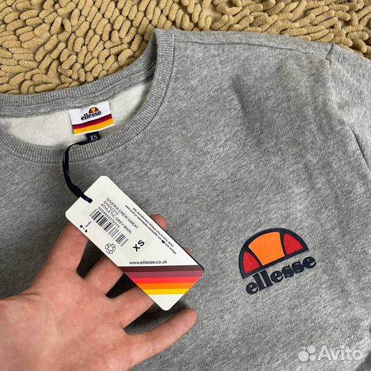 Свитшот ellesse оригинал