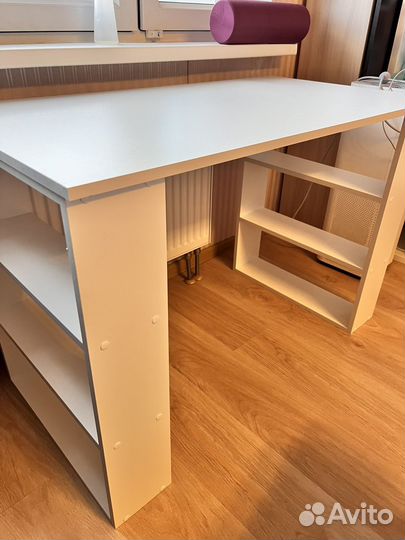 Письменный стол