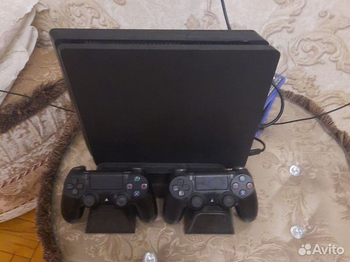 Sony PS4 slim 1tb