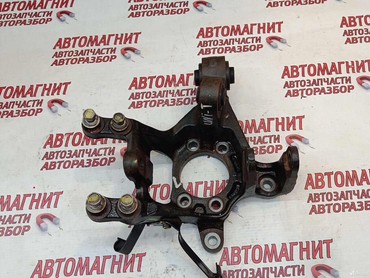 Кулак задний левый Changan UNI-T