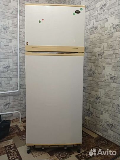 Холодильник daewoo