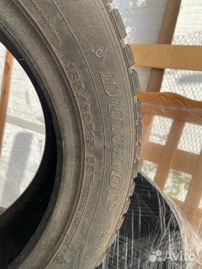 Dunlop SP Winter Ice 02 185/60 R15 88T