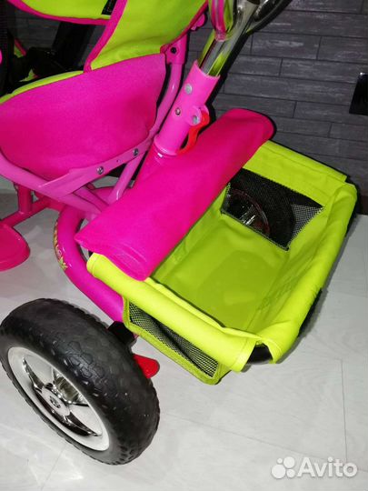 Детский трехколесный велосипед