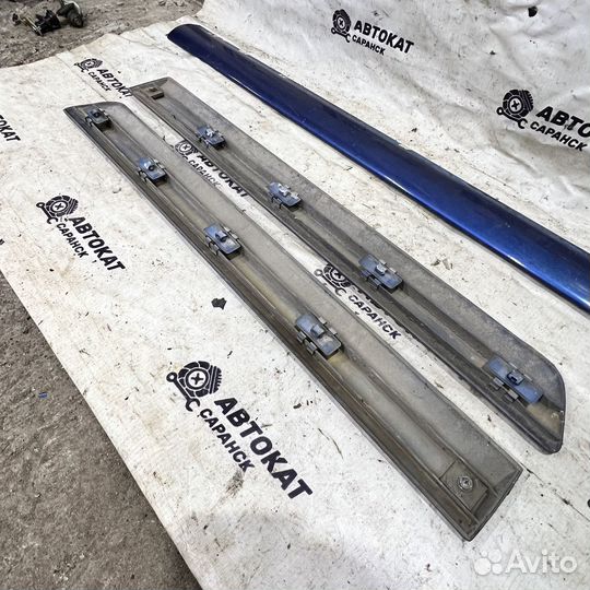 Молдинг двери боковой Mercedes W210