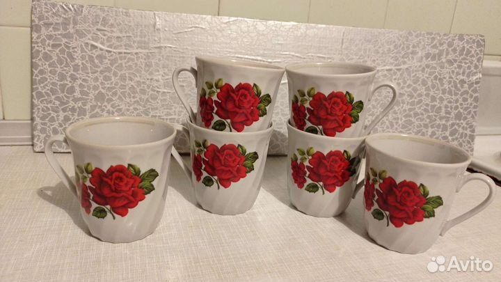 Большие чайные чашки, набор