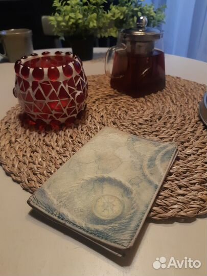 Обложка на паспорт, нат. кожа, Mitya Veselkov, б/у