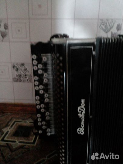 Баян ростовской фабрики