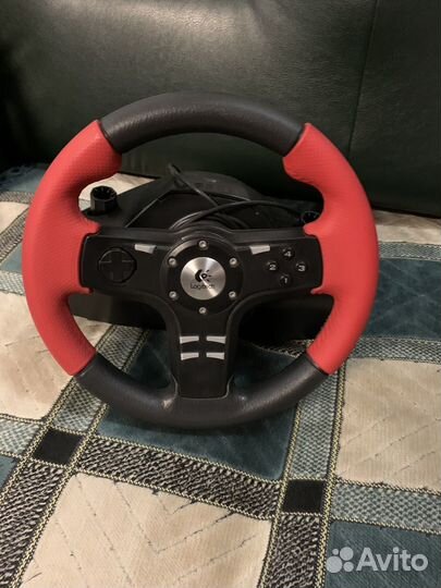Игровой руль logitech